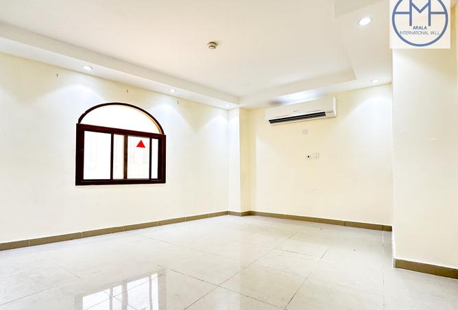 943867 - Property Main Image