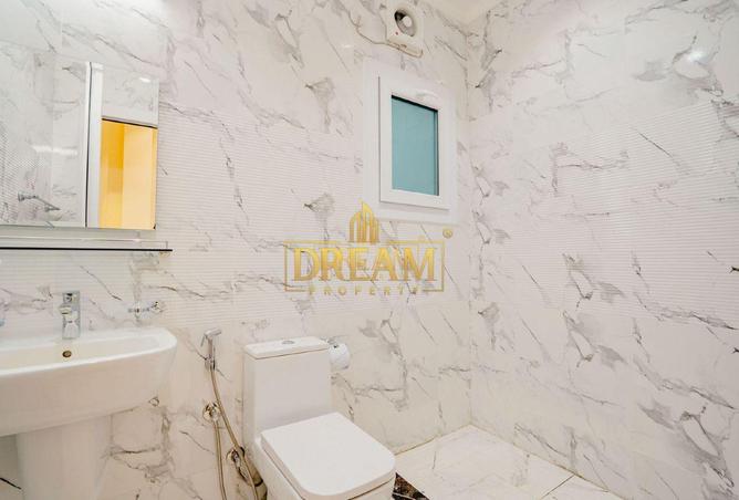 944077 - Property Image 3