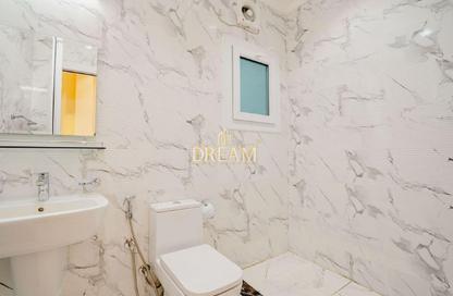Apartment - 3 Bedrooms - 3 Bathrooms for rent in Al Nasr Street - Al Nasr - Doha