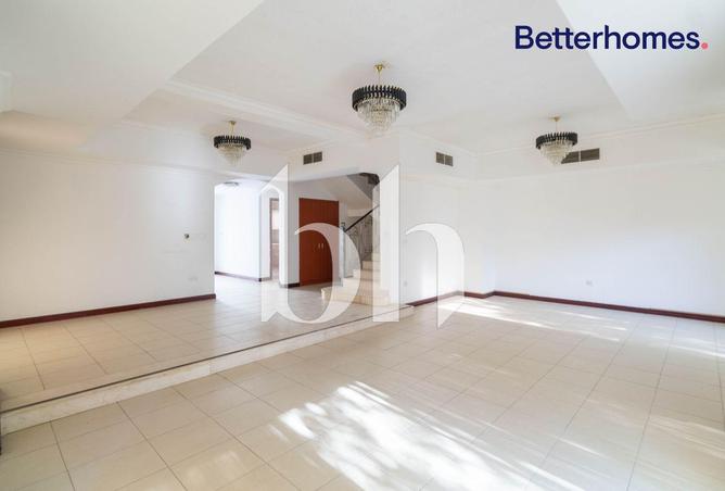 944737 - Property Image 3