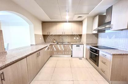 Apartment - 1 Bedroom - 2 Bathrooms for rent in West Porto Drive - Porto Arabia - The Pearl Island - Doha