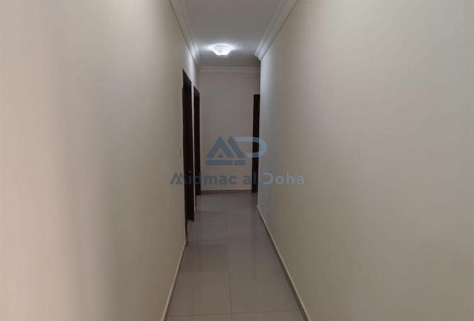 944877 - Property Image 3