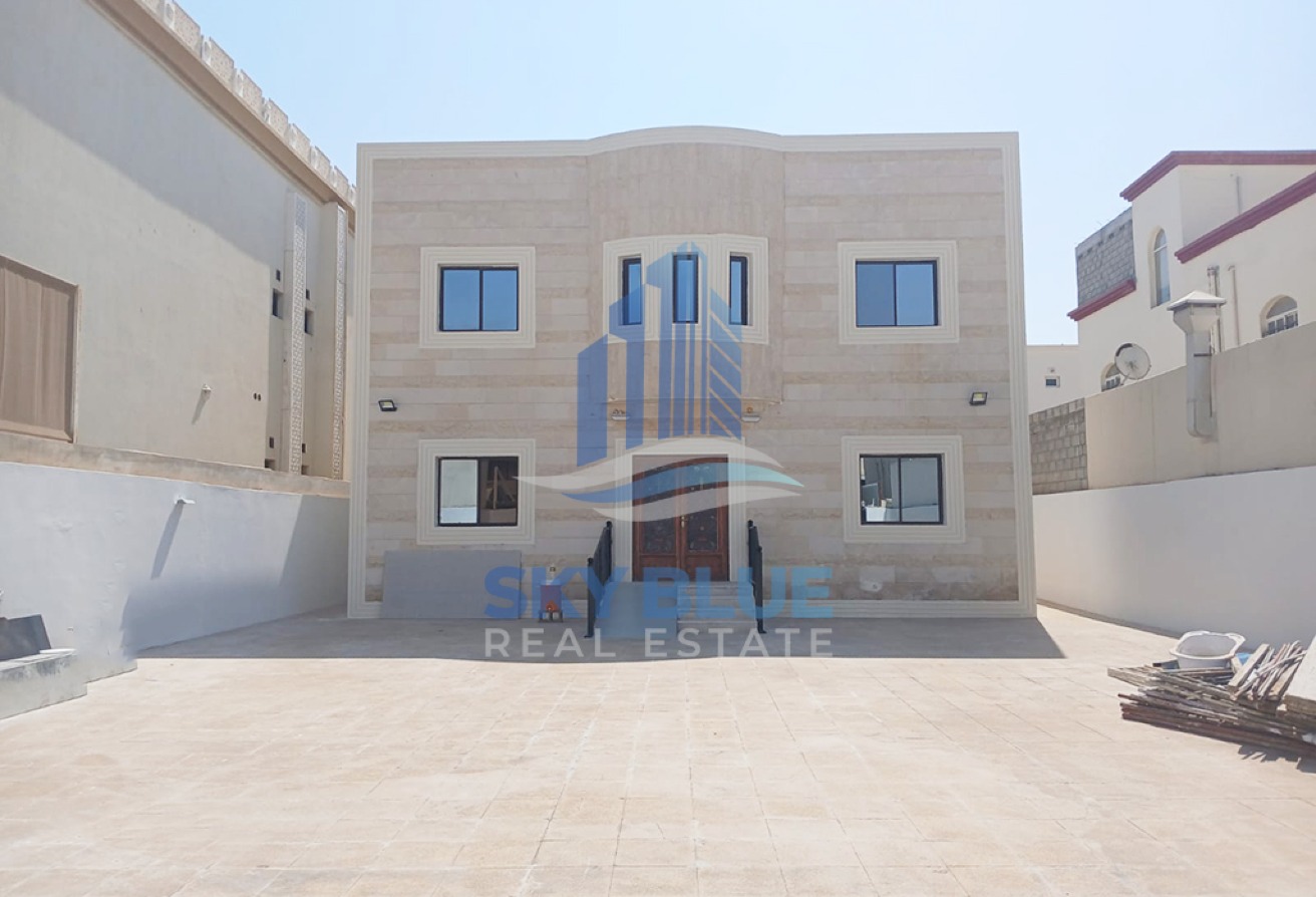 Spacious 7 BHK Villa in Umm Salal Ali with Majlis