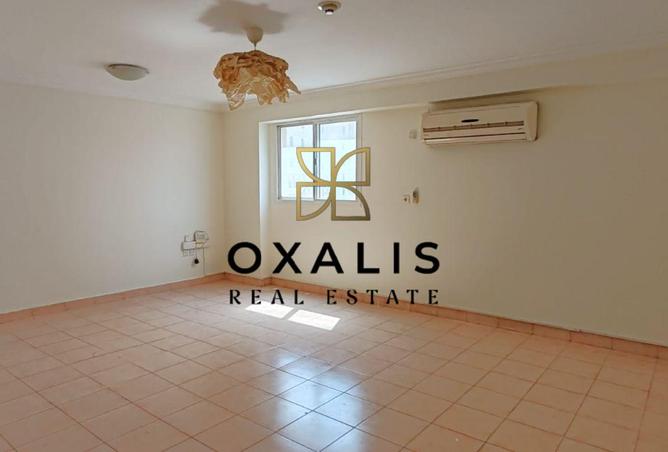 945290 - Property Main Image