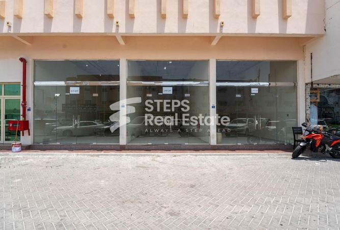 945407 - Property Image 3