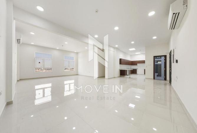 945646 - Property Image 2