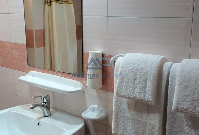 946516 - Property Image 2