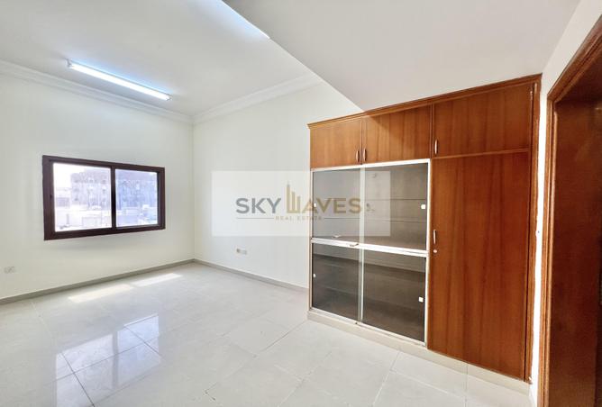 946377 - Property Image 3