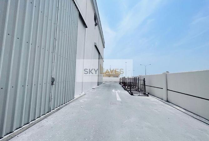 946668 - Property Image 3