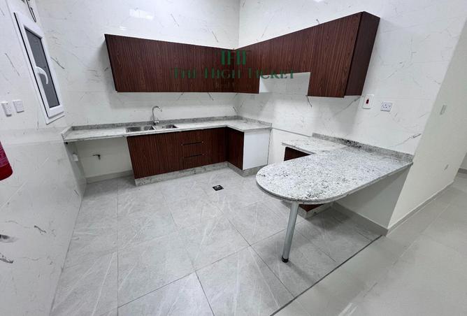 947840 - Property Image 3