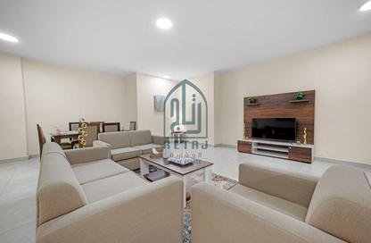 Apartment - 2 Bedrooms - 2 Bathrooms for rent in Old Al Ghanim - Al Ghanim - Doha