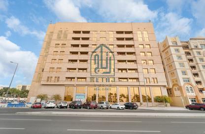 Apartment - 2 Bedrooms - 2 Bathrooms for rent in Al Sadd Road - Al Sadd - Doha