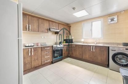 Apartment - 2 Bedrooms - 2 Bathrooms for rent in Al Nasr Street - Al Nasr - Doha