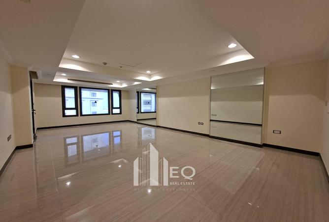 948054 - Property Image 3