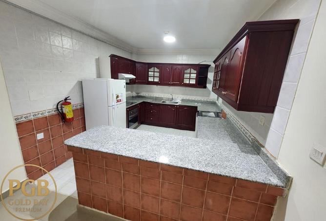 948103 - Property Image 2