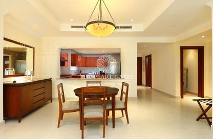 Apartment - 1 Bedroom - 2 Bathrooms for rent in East Porto Drive - Porto Arabia - The Pearl Island - Doha