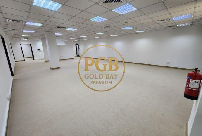 948867 - Property Image 2