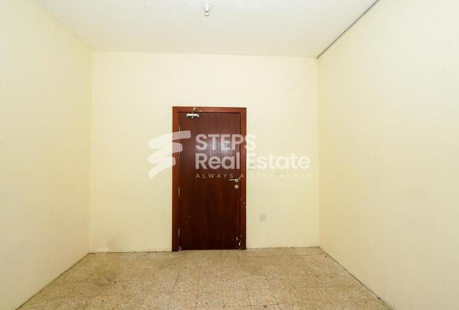 948992 - Property Image 2