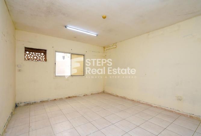 948998 - Property Image 3