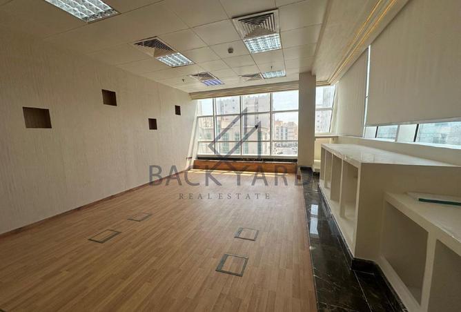 949419 - Property Image 3