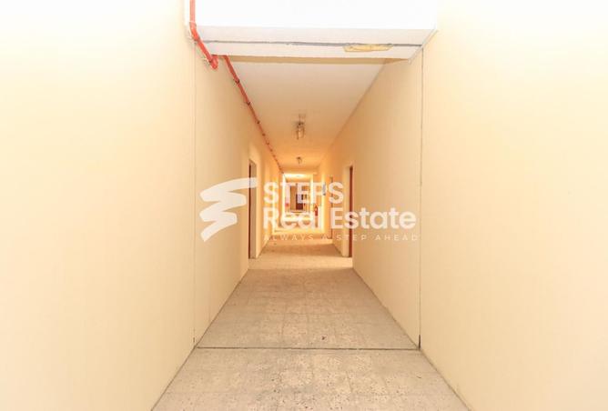 949742 - Property Image 2