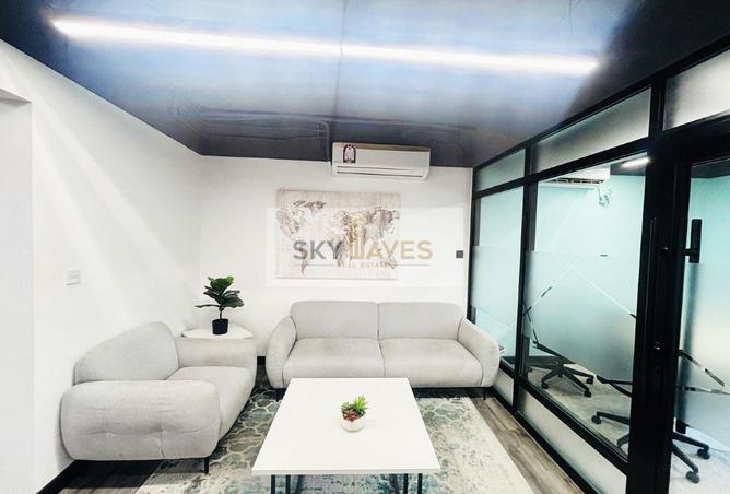 950429 - Property Image 2