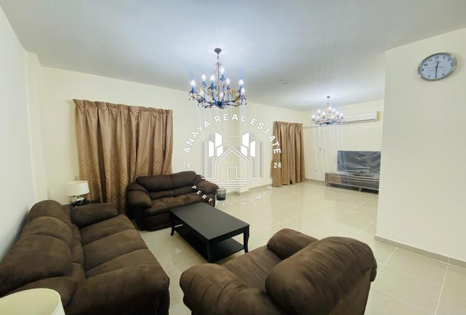 951468 - Property Image 2