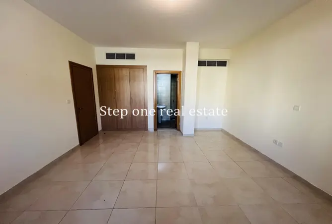 965208 - Property Image 3