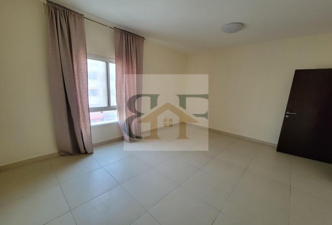 952749 - Property Main Image