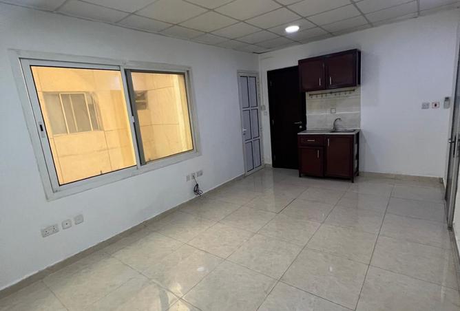 951084 - Property Image 2