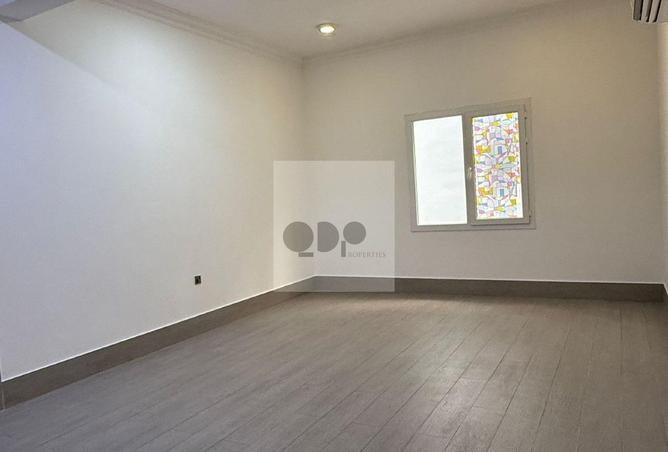 951093 - Property Main Image