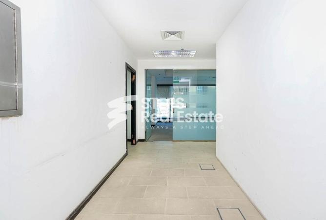 951094 - Property Image 3