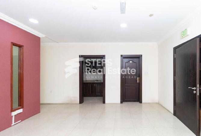 951160 - Property Image 3