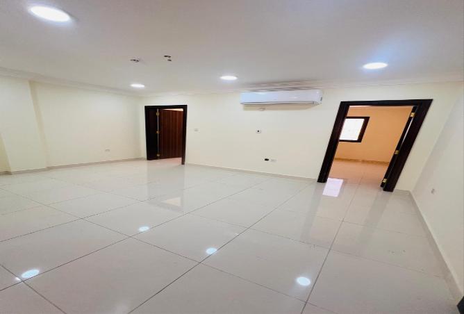 951292 - Property Image 2