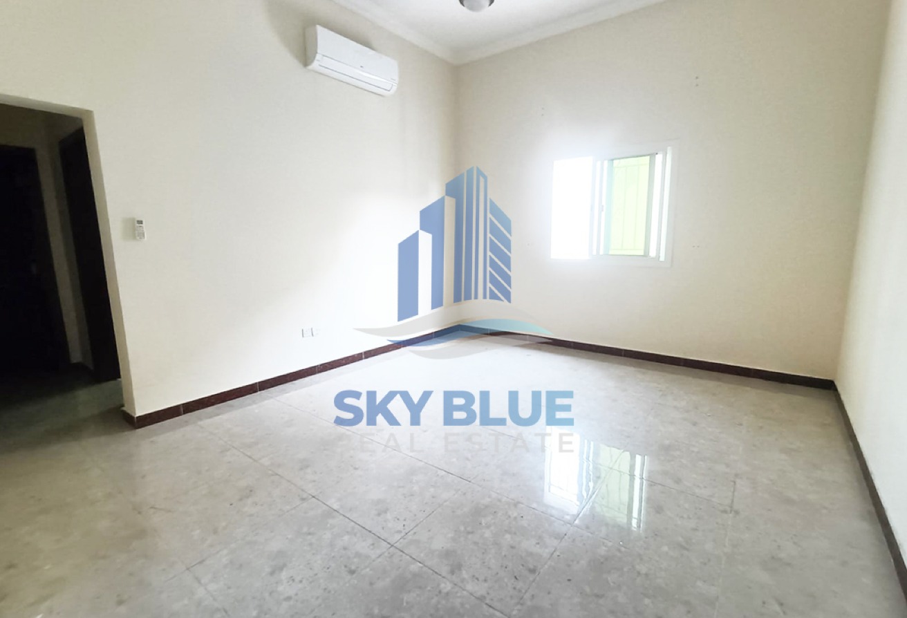Spacious 1 BHK in Al Gharaffa with Parking