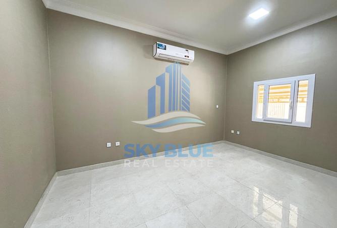 52911786 - Property Image 3