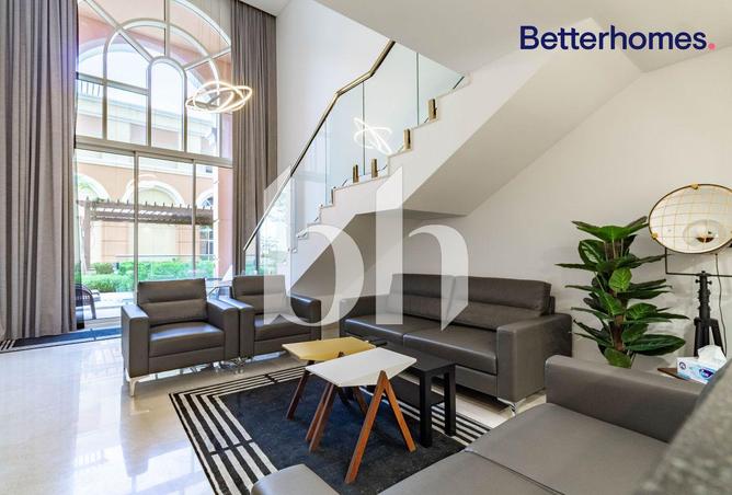 952278 - Property Image 2