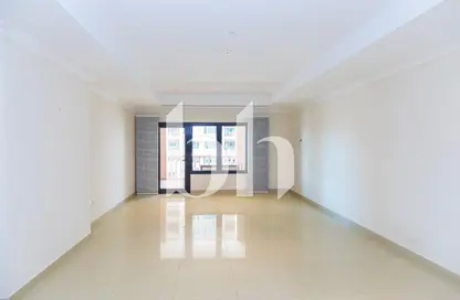 شقة - غرفة نوم - 2 حمامات للبيع في طريق بورتو الغربي - بورتو أرابيا - جزيرة اللؤلؤة - الدوحة