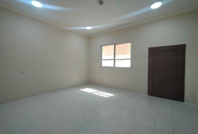 952473 - Property Image 3