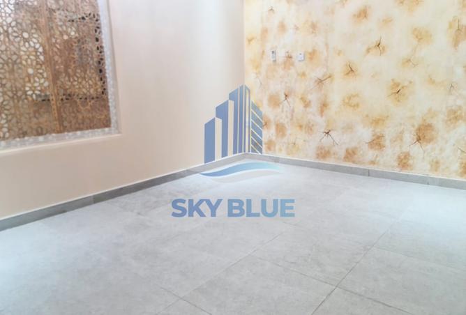 952709 - Property Image 3