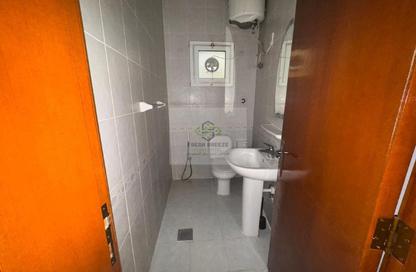 Apartment - 2 Bedrooms - 2 Bathrooms for rent in Al Muntazah Street - Al Muntazah - Doha