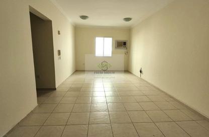 Apartment - 2 Bedrooms - 2 Bathrooms for rent in Muntazah 38 - Al Muntazah - Doha