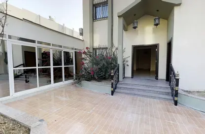 Apartment - 3 Bedrooms - 3 Bathrooms for rent in Ezdan Village 1 - Al Gharrafa - Doha