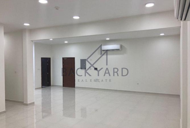 953431 - Property Image 2