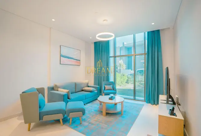 953386 - Property Image 3
