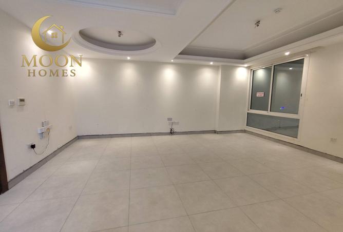 953527 - Property Image 3