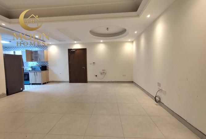 953527 - Property Image 2