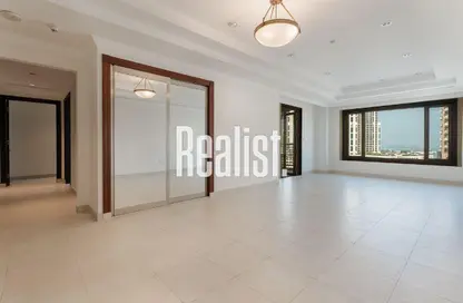 Apartment - 2 Bedrooms - 3 Bathrooms for sale in East Porto Drive - Porto Arabia - The Pearl Island - Doha