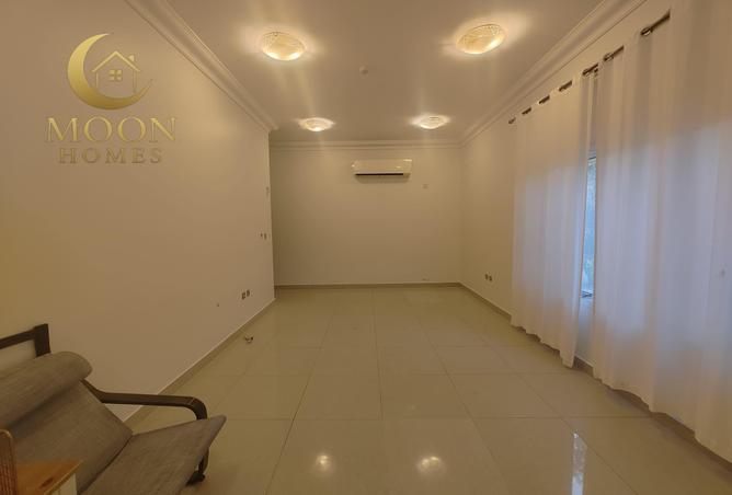 953563 - Property Main Image