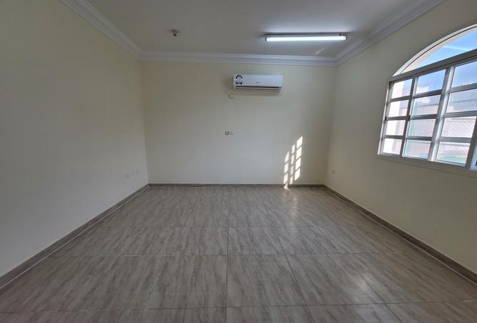 953795 - Property Image 2